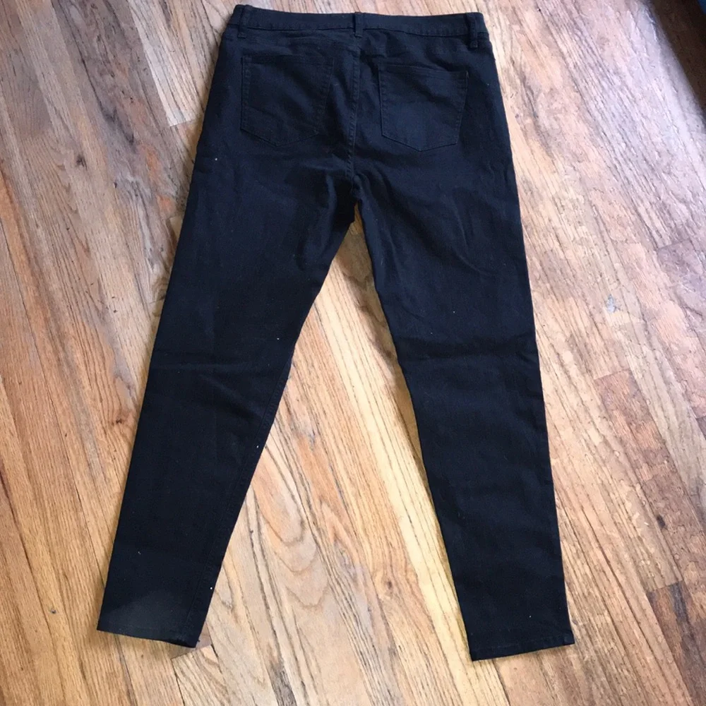 Wild Fable Distressed Jeans - Picture 5 of 7